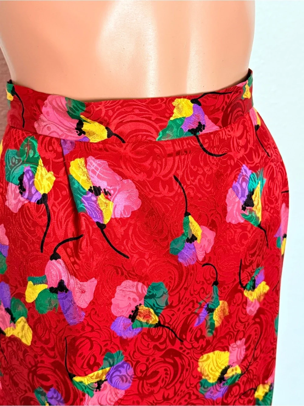 Vtg 100% Silk Red Floral Skirt Suit Set Sz 4